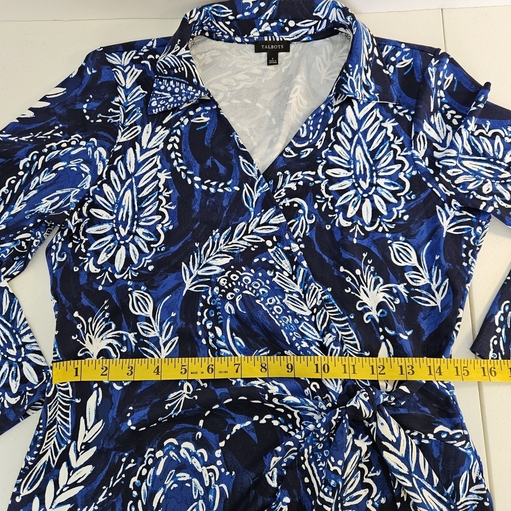Talbots Effortless Jersey Kelly Dress Mock Wrap V-neck Sz S Blue White Paisley - Picture 9 of 10